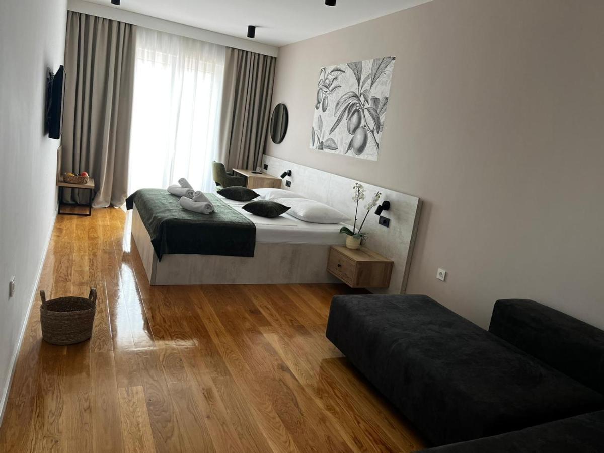 Memori Bed&Breakfast Rab Town Extérieur photo