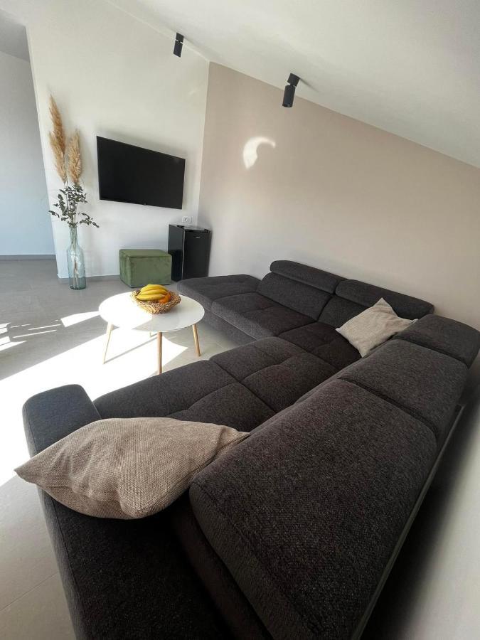 Memori Bed&Breakfast Rab Town Extérieur photo