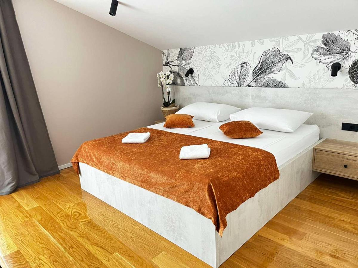 Memori Bed&Breakfast Rab Town Extérieur photo
