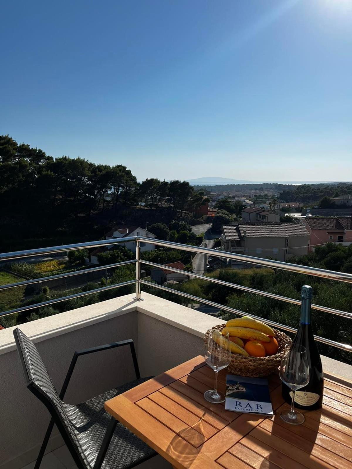Memori Bed&Breakfast Rab Town Extérieur photo
