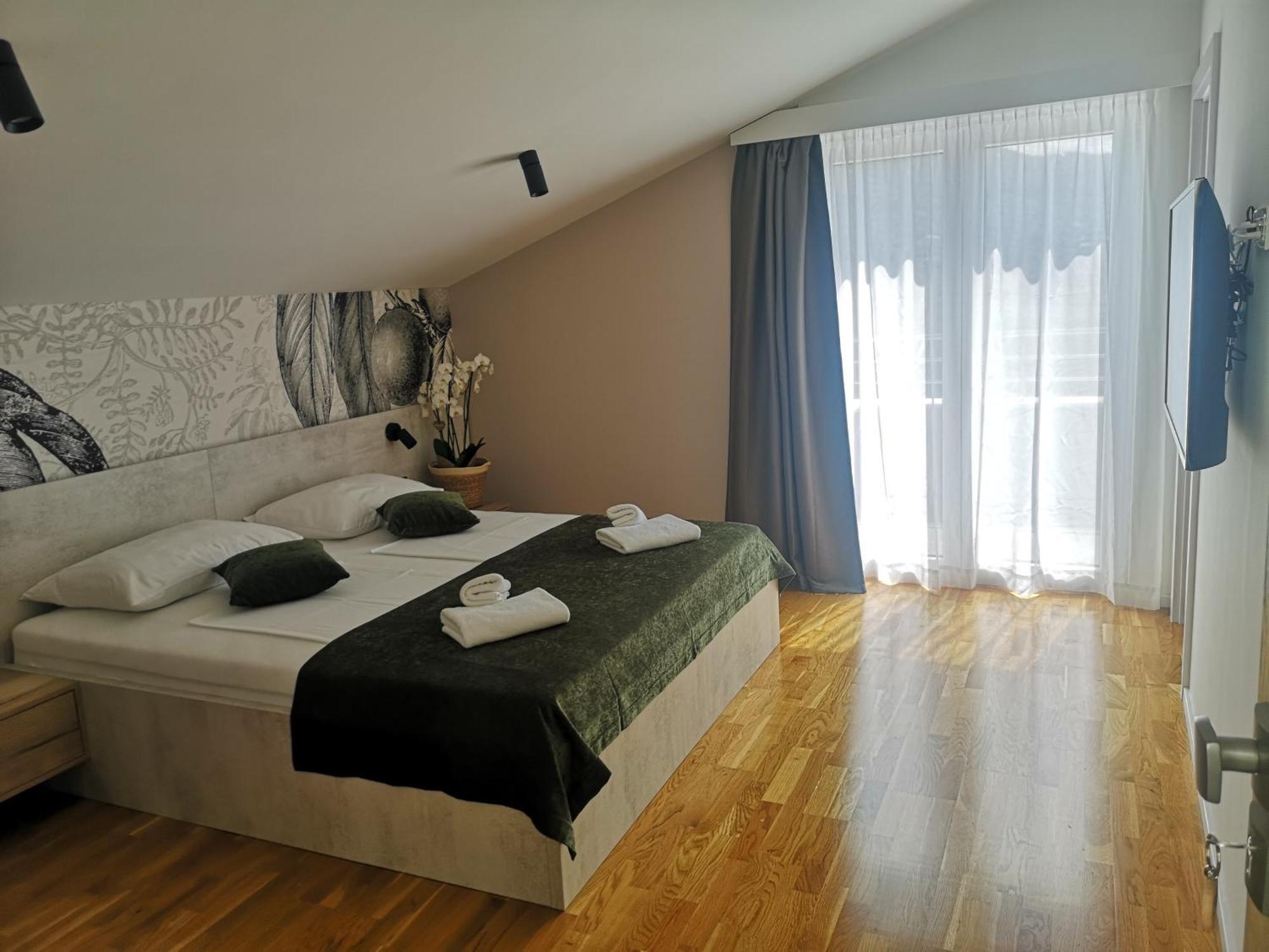 Memori Bed&Breakfast Rab Town Extérieur photo